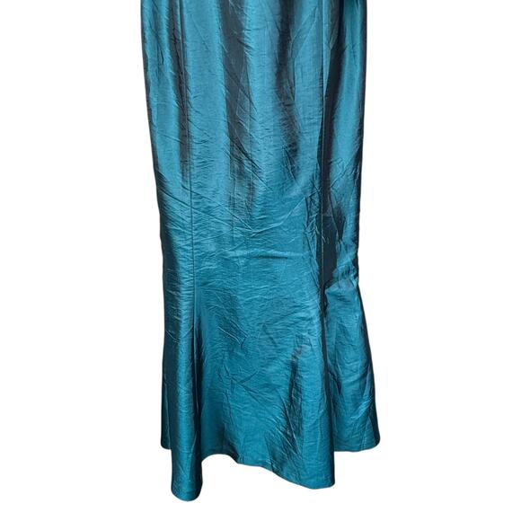 Daymor Couture Size 10 Ruffle Teal Metallic Gown Off The Shoulder Long Formal - Picture 9 of 10